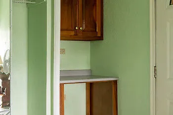 Отель Doc'S Place - Adults Only Негрил